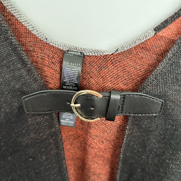 Ted Baker Poncho - Picture 3 of 4